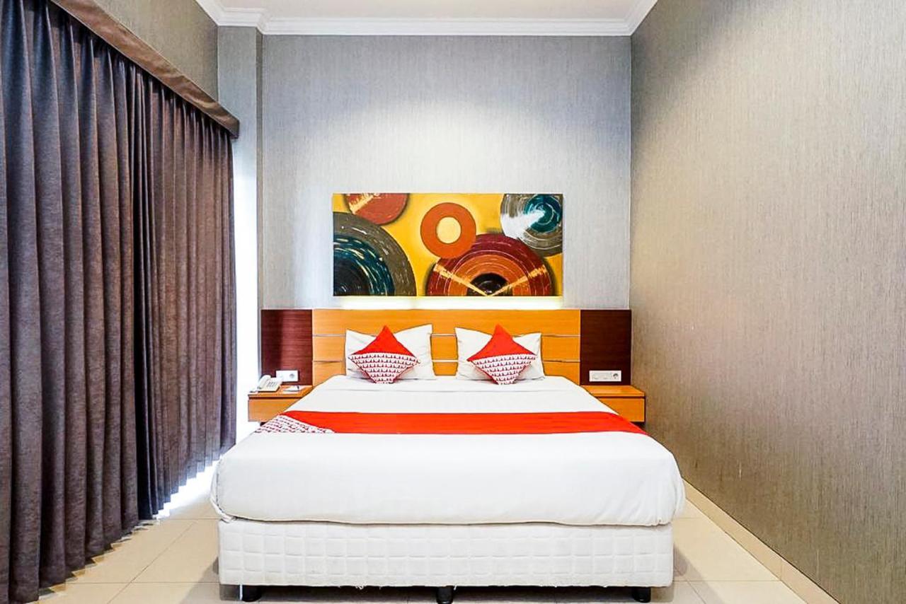 Oyo 289 Hotel Dalwa Syariah Pasuruan Exteriér fotografie