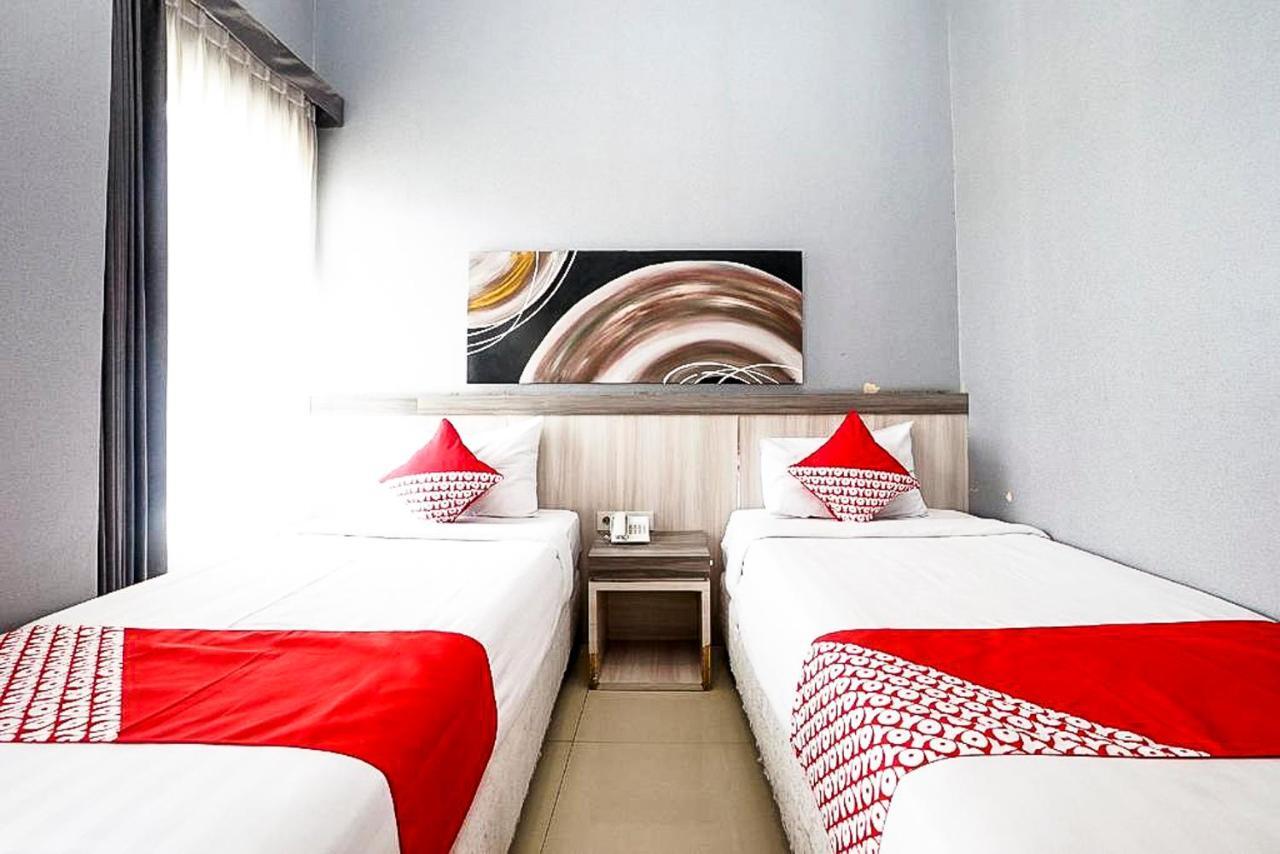 Oyo 289 Hotel Dalwa Syariah Pasuruan Exteriér fotografie