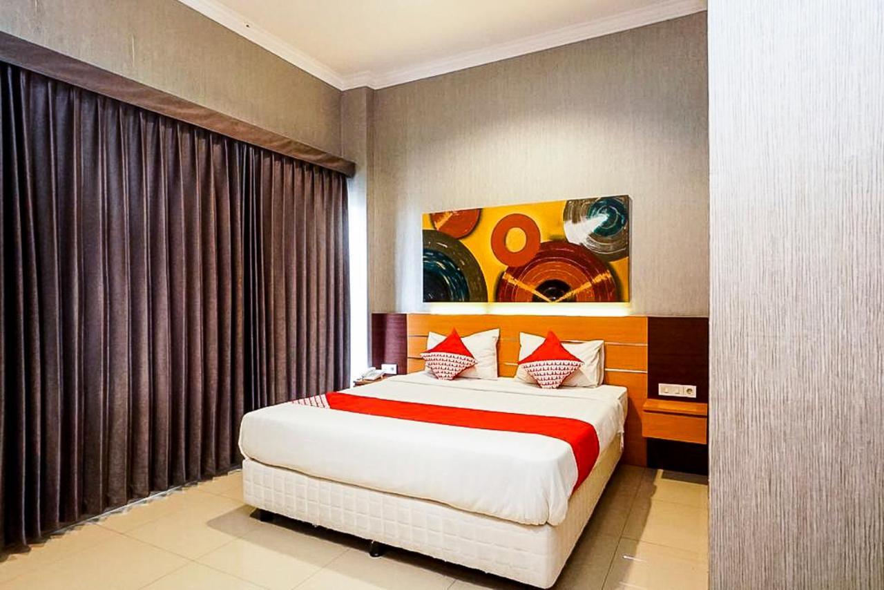 Oyo 289 Hotel Dalwa Syariah Pasuruan Exteriér fotografie