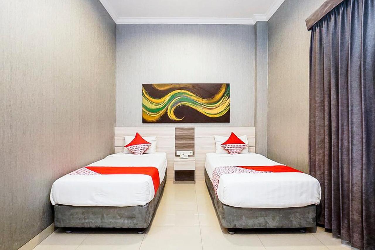 Oyo 289 Hotel Dalwa Syariah Pasuruan Exteriér fotografie