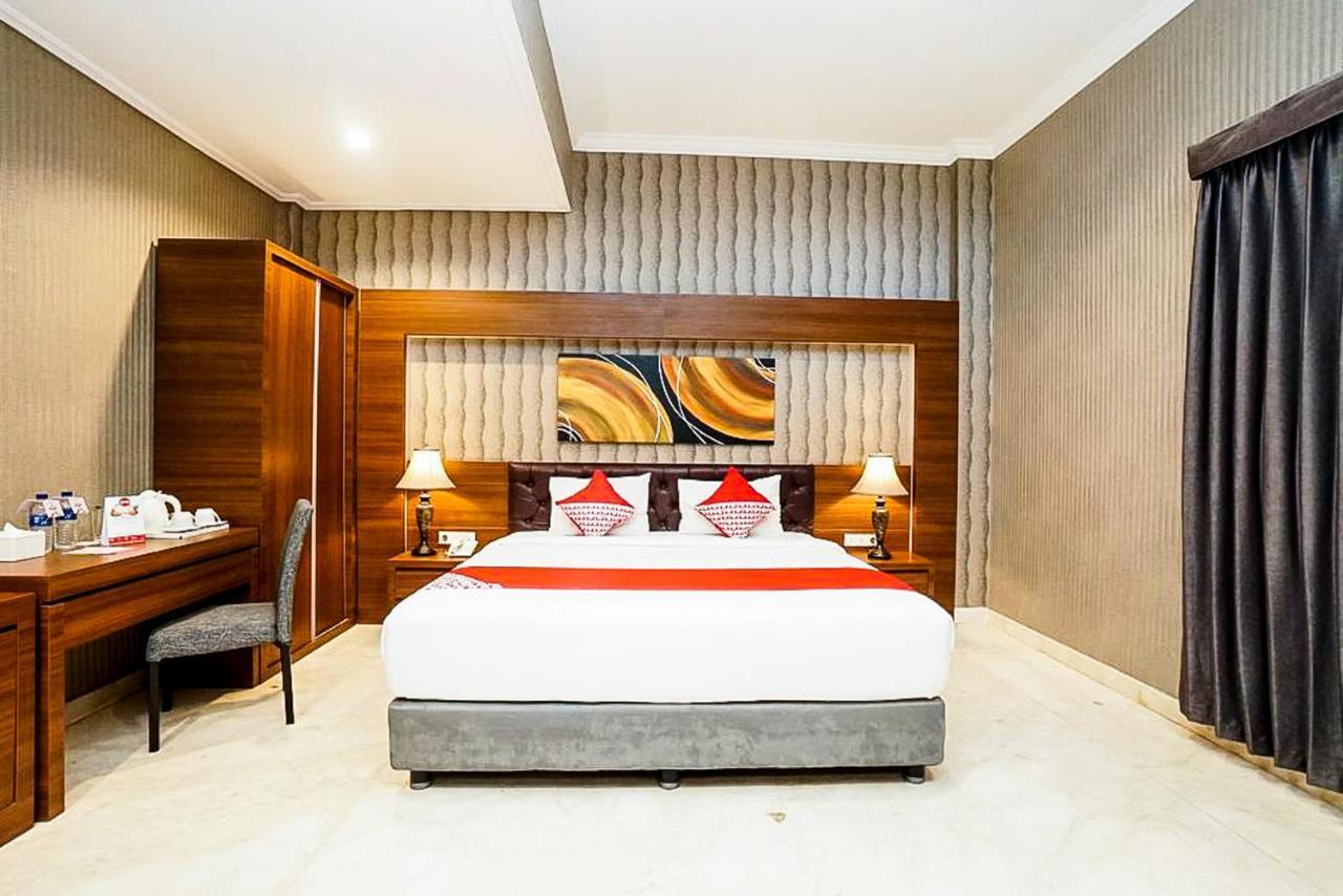 Oyo 289 Hotel Dalwa Syariah Pasuruan Exteriér fotografie