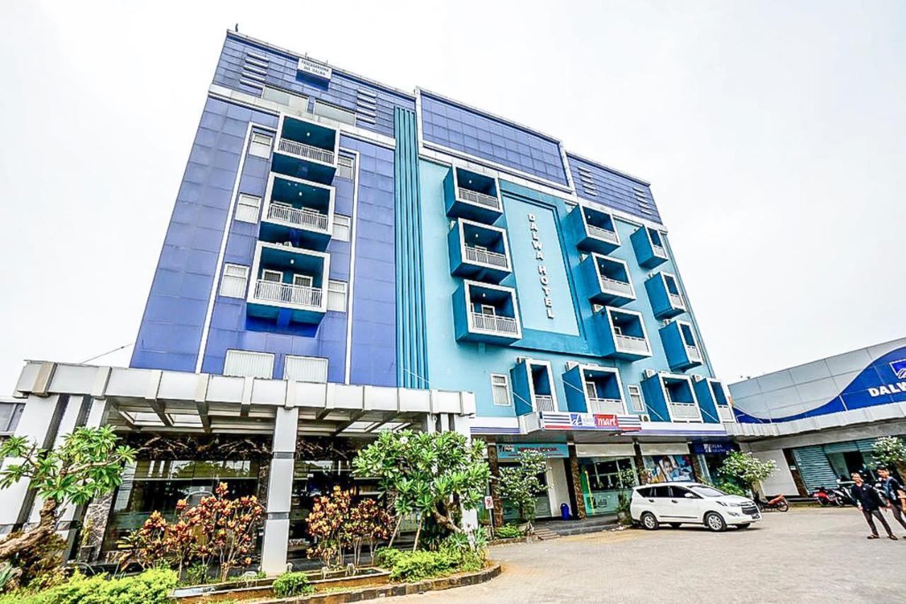 Oyo 289 Hotel Dalwa Syariah Pasuruan Exteriér fotografie