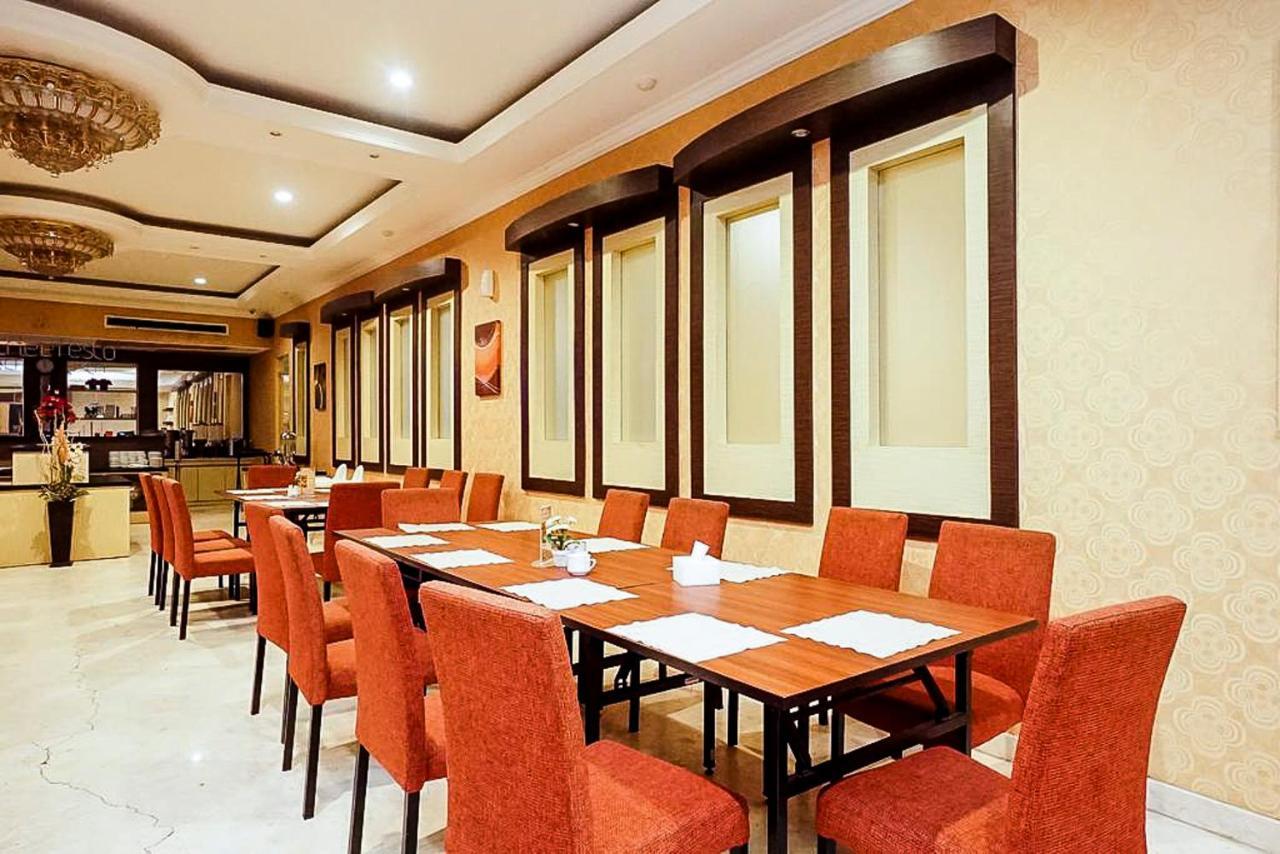 Oyo 289 Hotel Dalwa Syariah Pasuruan Exteriér fotografie