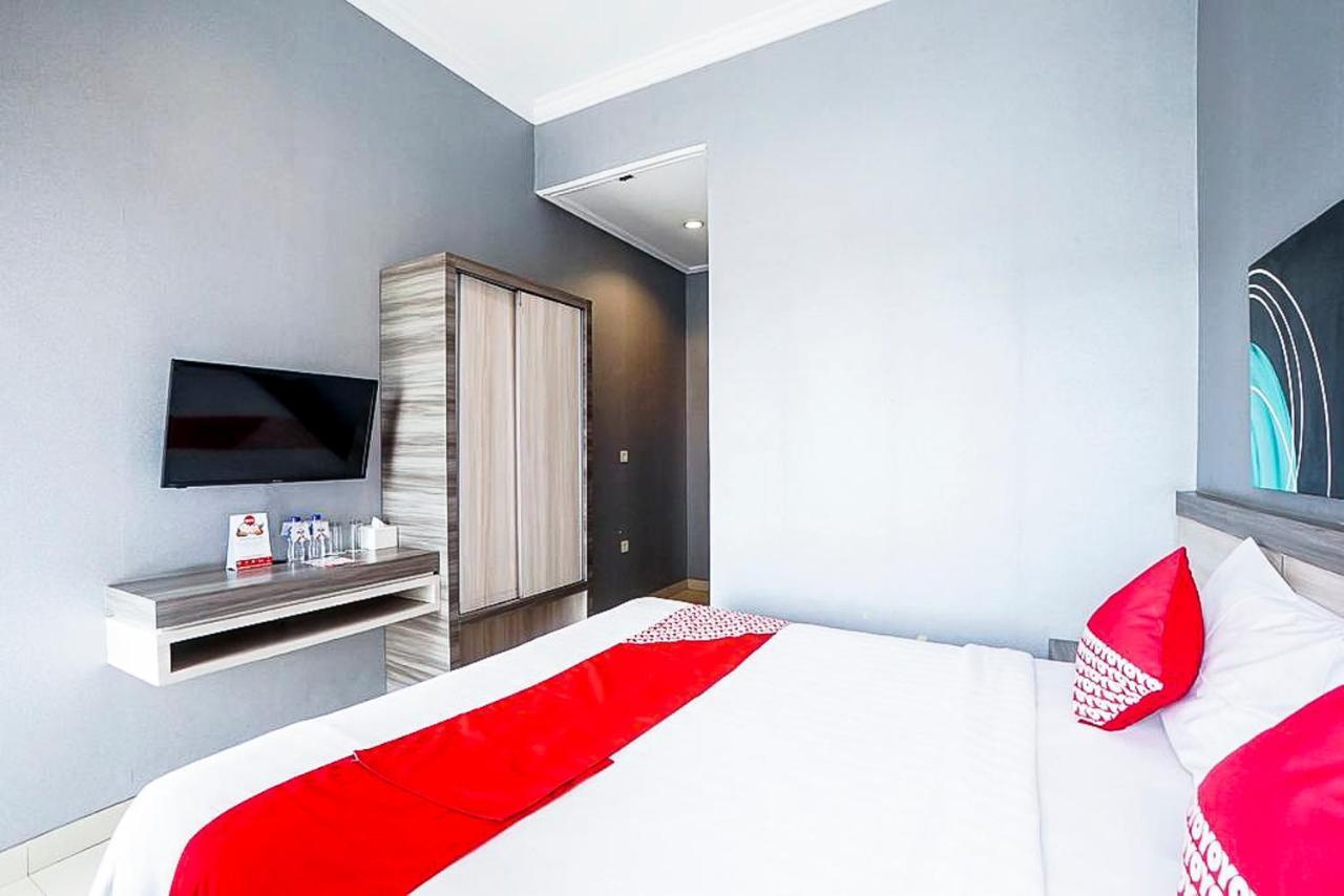 Oyo 289 Hotel Dalwa Syariah Pasuruan Exteriér fotografie